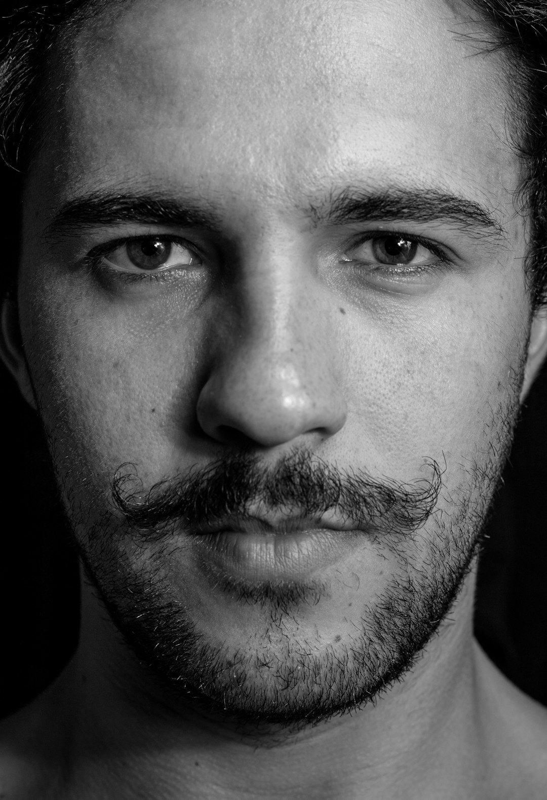 Portrait of a Chilean male cronista urbano
